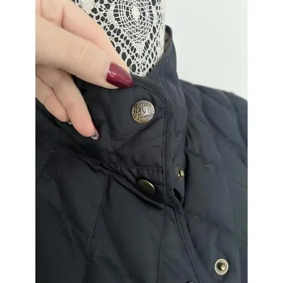 Eddie Bauer - Picture 3 of 9